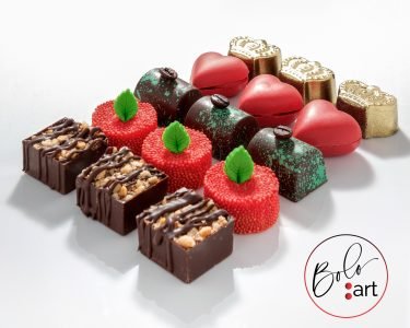 A foto mostra alguns doces da Bolo Art. O Autor é Michel Paschini, um fotógrafo profissional que trabalha com fotografia gastronômica Piracicaba e região.